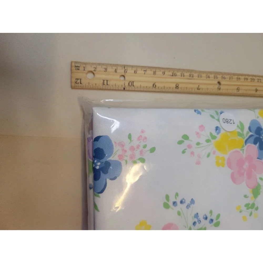 Brother Sister Design Studio Floral Vinyl Tablecloth 52x70 Easter Spring New
